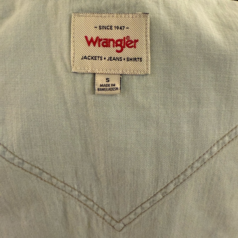 NWOT Wrangler Western Tie Front Womens Crew Neck Western Shirt - Picture 3 of 4
